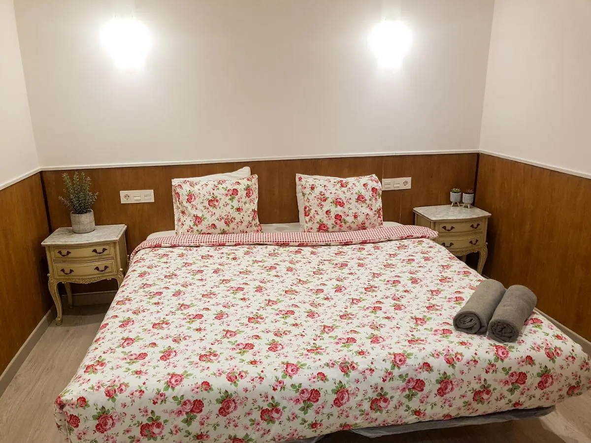 Waves Guesthouse San Sebastian Guest house