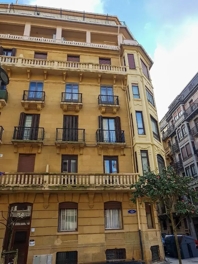 Waves Guesthouse San Sebastian Guest house