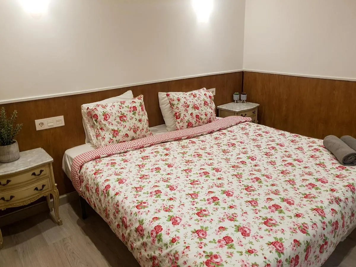Affittacamere Waves Guesthouse San Sebastián Spagna
